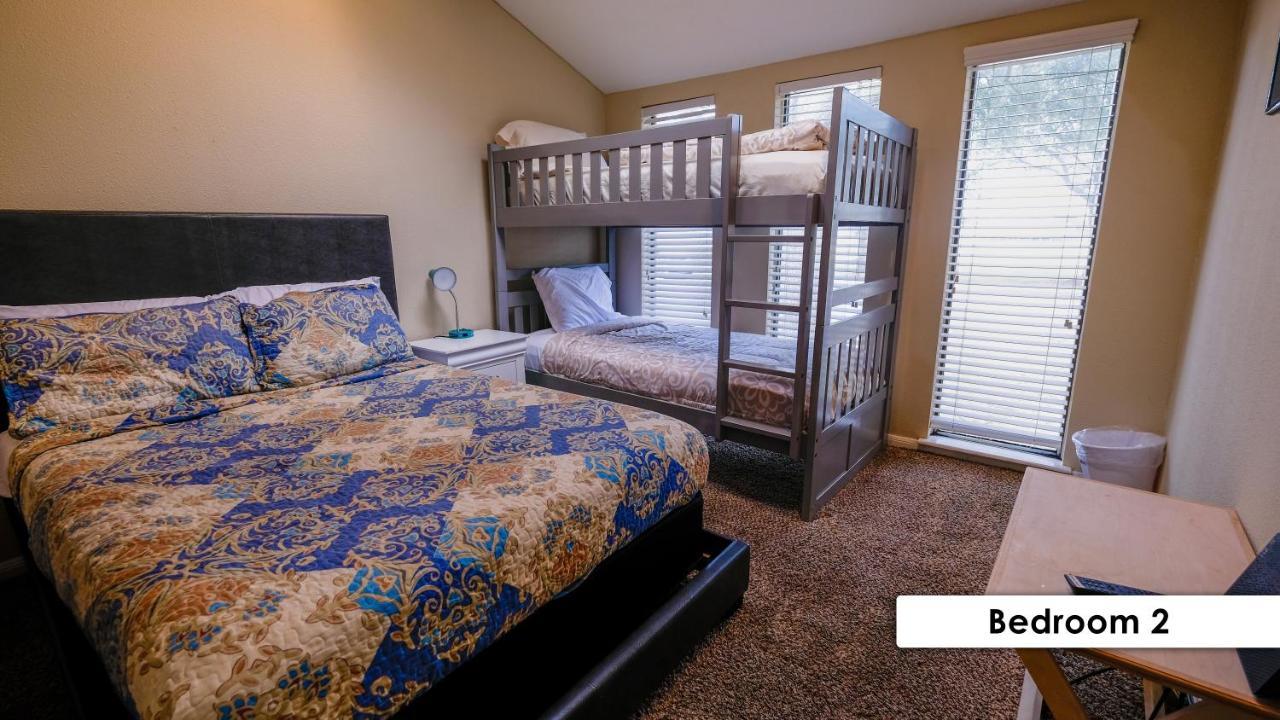 Pool House, 20 Minutes From Dt 4Bdr For 10 Guests - Winkleman Villa Houston Dış mekan fotoğraf